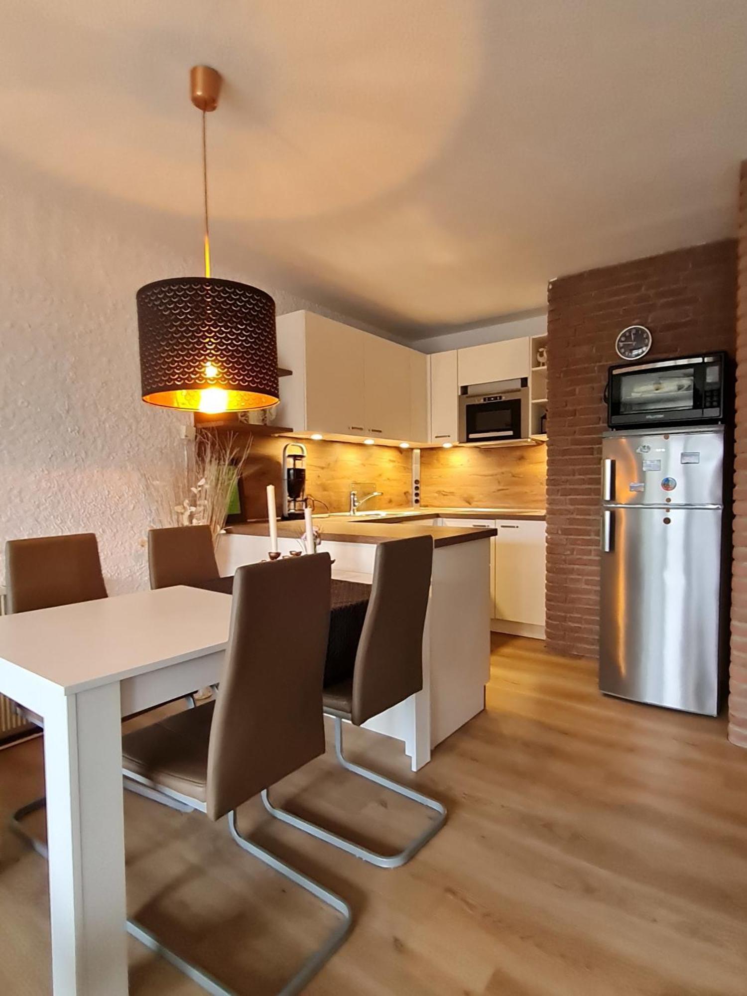 Appartment 2000 In Tossens Stick Екстериор снимка